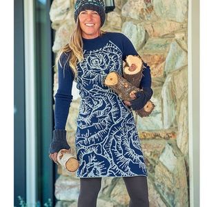 Title Nine Blue and White Patterned Dress